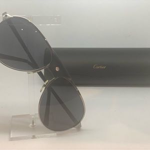 Cartier aviator Santos-Dumont
CT0034S  005 cat 3 P
B12B35K 135